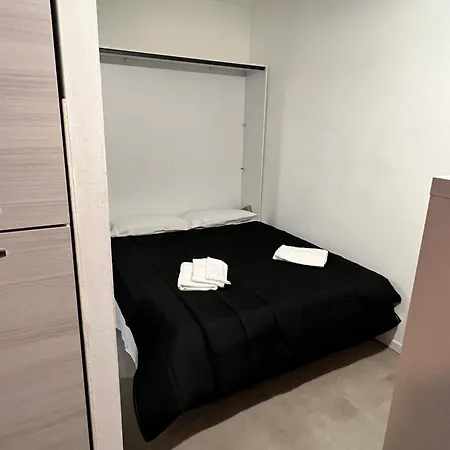 Lägenhet Con Posto Auto